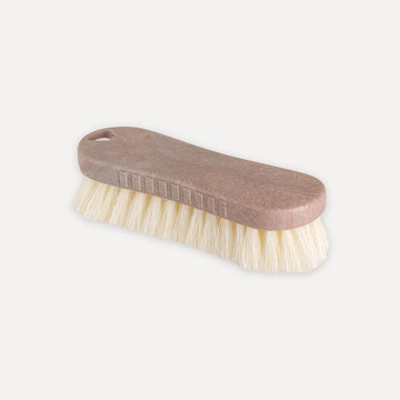 Hand brush for scrubbing