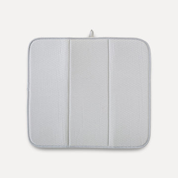 Foldable microfiber dish drying mat with hanger