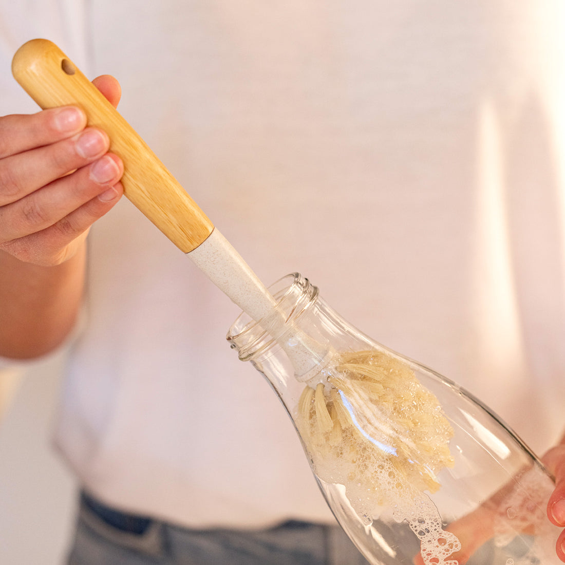 Brosse à nettoyer les bouteilles et les verres en bambou