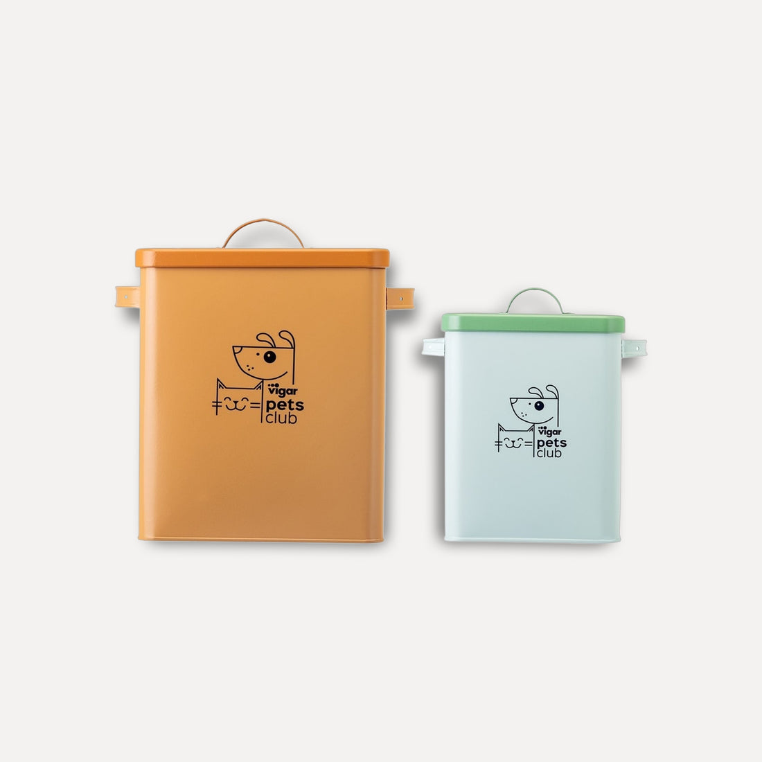 Set of 2 feed storage containers