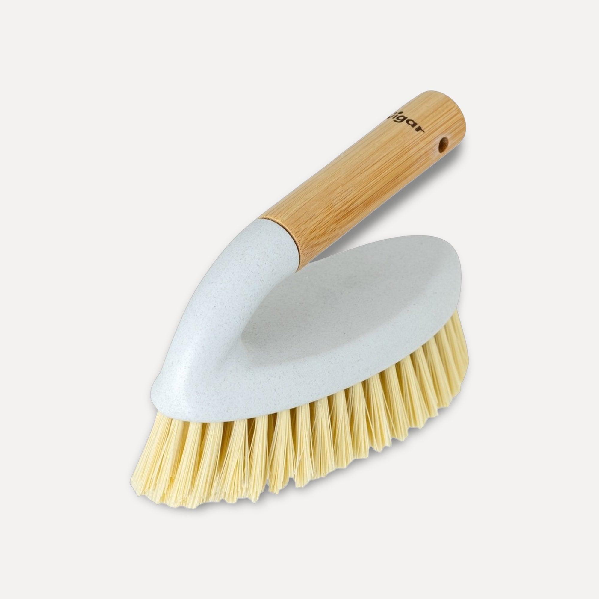 Round handle bamboo washing brush