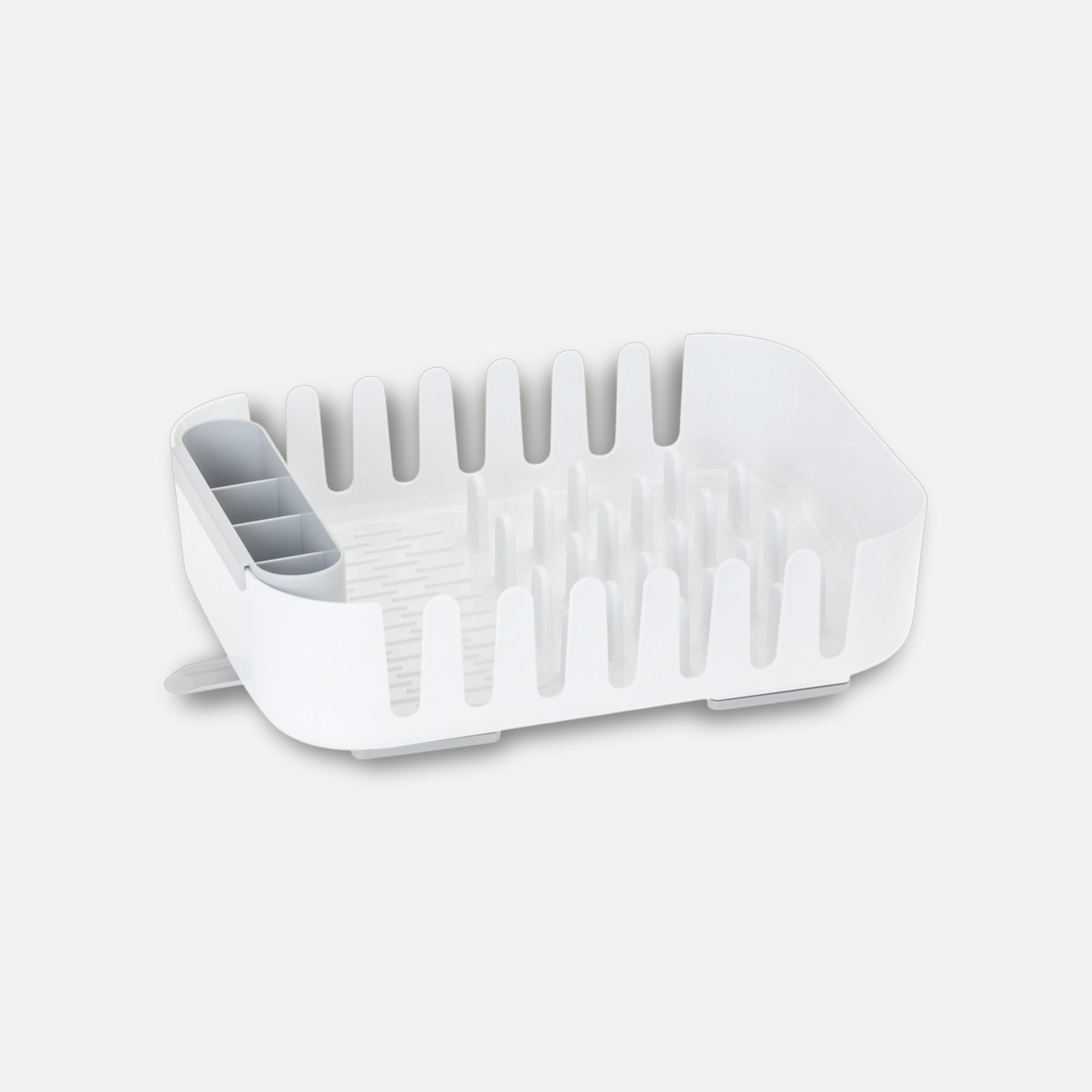 Drainer with adaptable cutlery holder